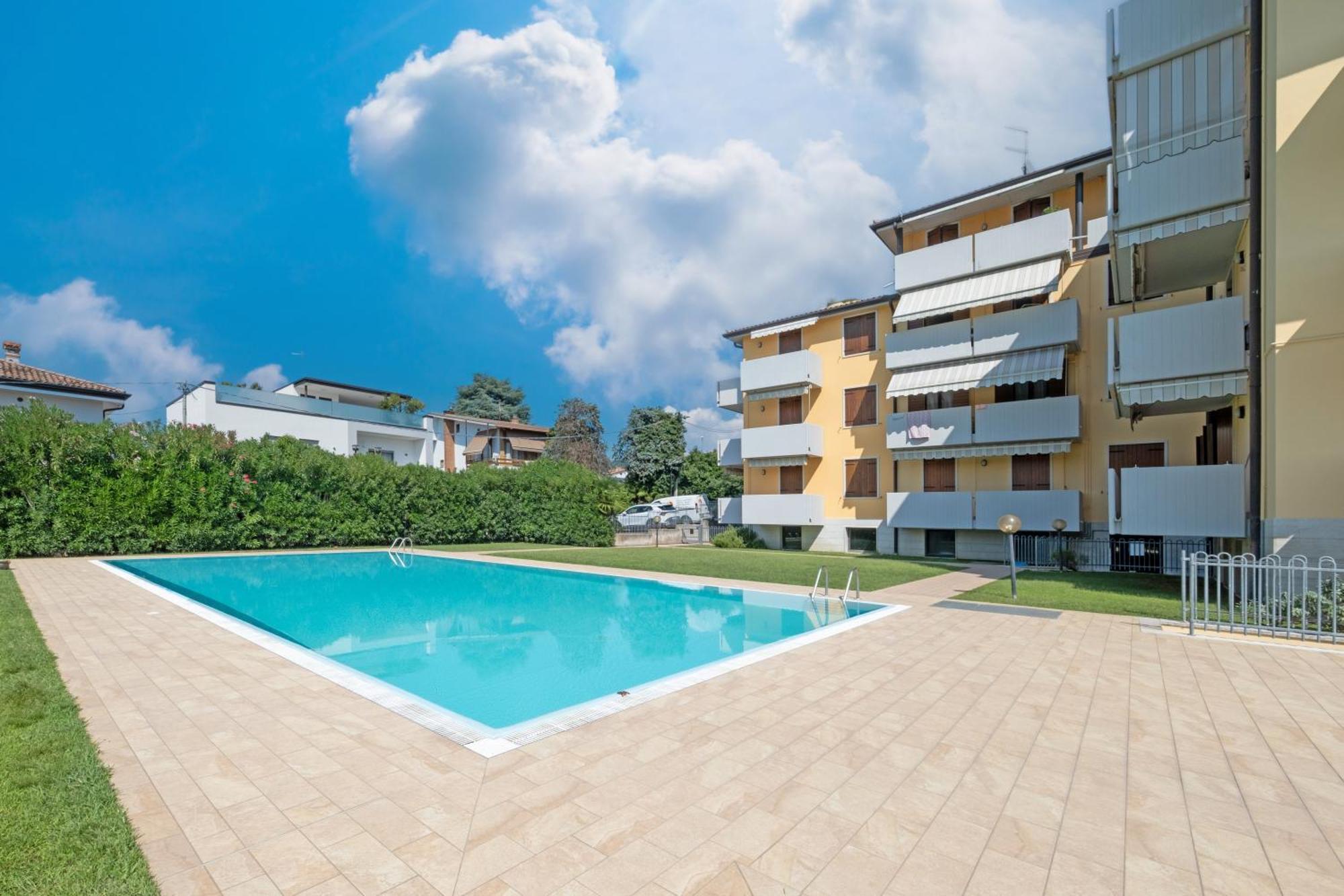 Apartmentsgarda - Lago D'Oro Bardolino Exterior photo